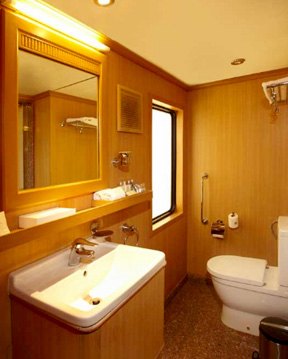 Maharajas Express - cabin